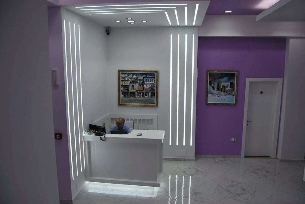 White City Hotel & Restaurant