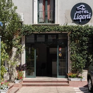 Hotel Hotel Liqeni cazare Tirana