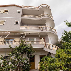 Hotel Villa The Old Bakery cazare Himare