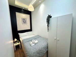 Hotel Nomad Partition Room In Tecom Near Metro cazare The Palm Jumeirah
