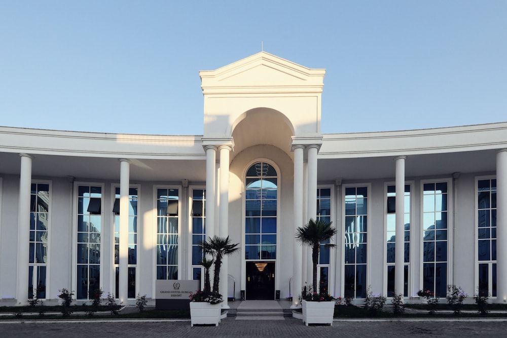 Hotel Velipoja Grand Europa Resort, Affiliated By Meliá