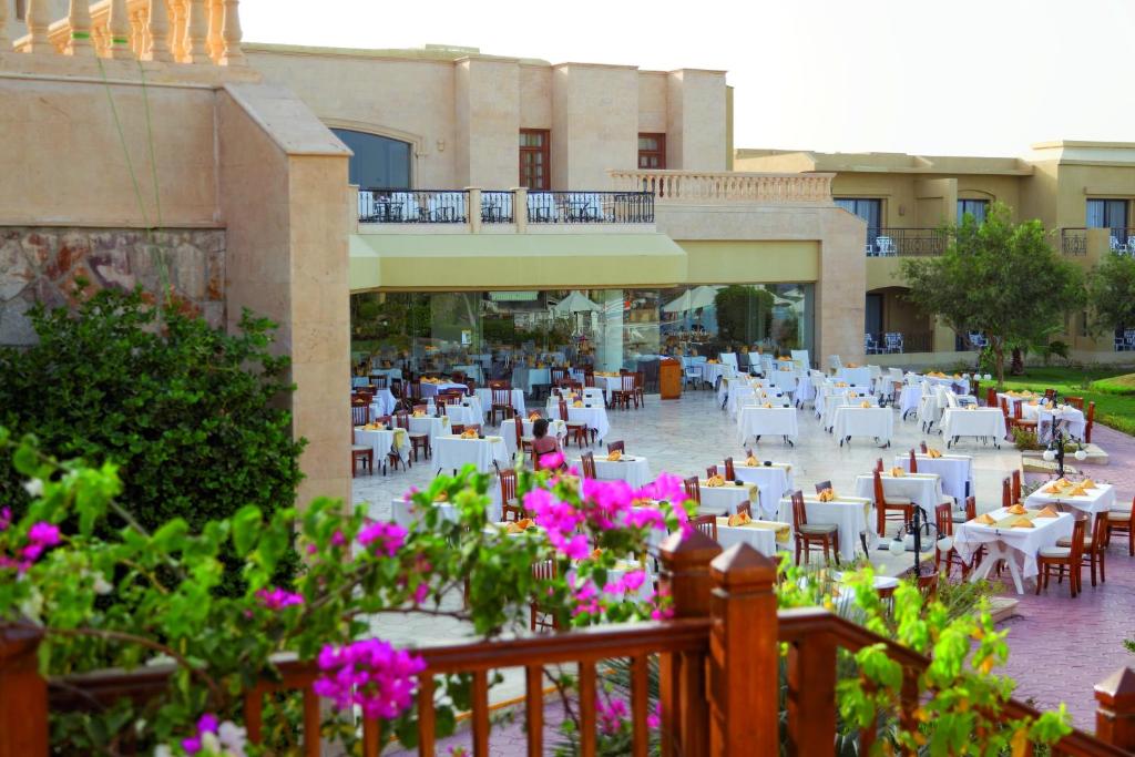 Three Corners Fayrouz Plaza