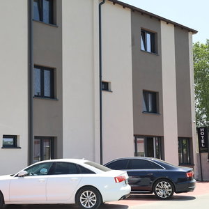 Hotel Kalpazo Hotel Tommy Durres cazare Katundi i Ri