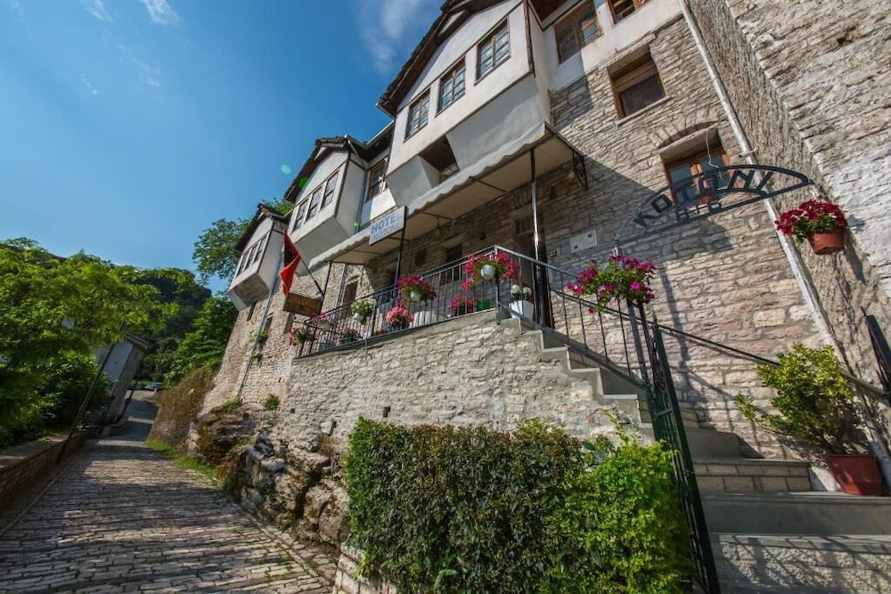 Hotel Bed And Breakfast Kotoni