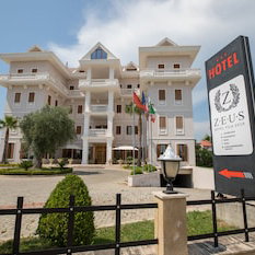 Hotel Vila Zeus Hotel cazare Nikel