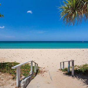 Sejur The Park Surin Serviced Apartments vacanta Ko Phuket