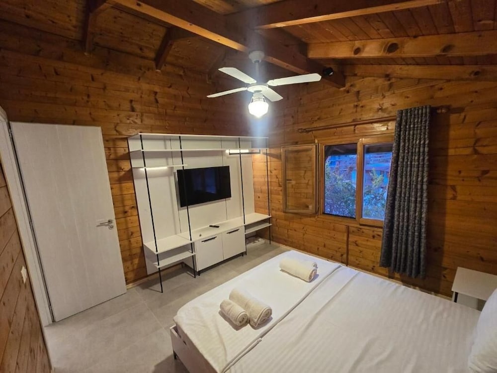Hotel Guest House Luiza
