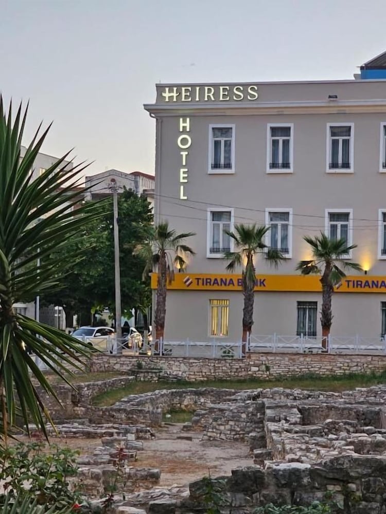 Hotel Heiress Hotel