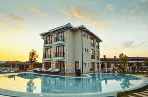 Hotel Vinea Resort & Spa cazare Rrashbull