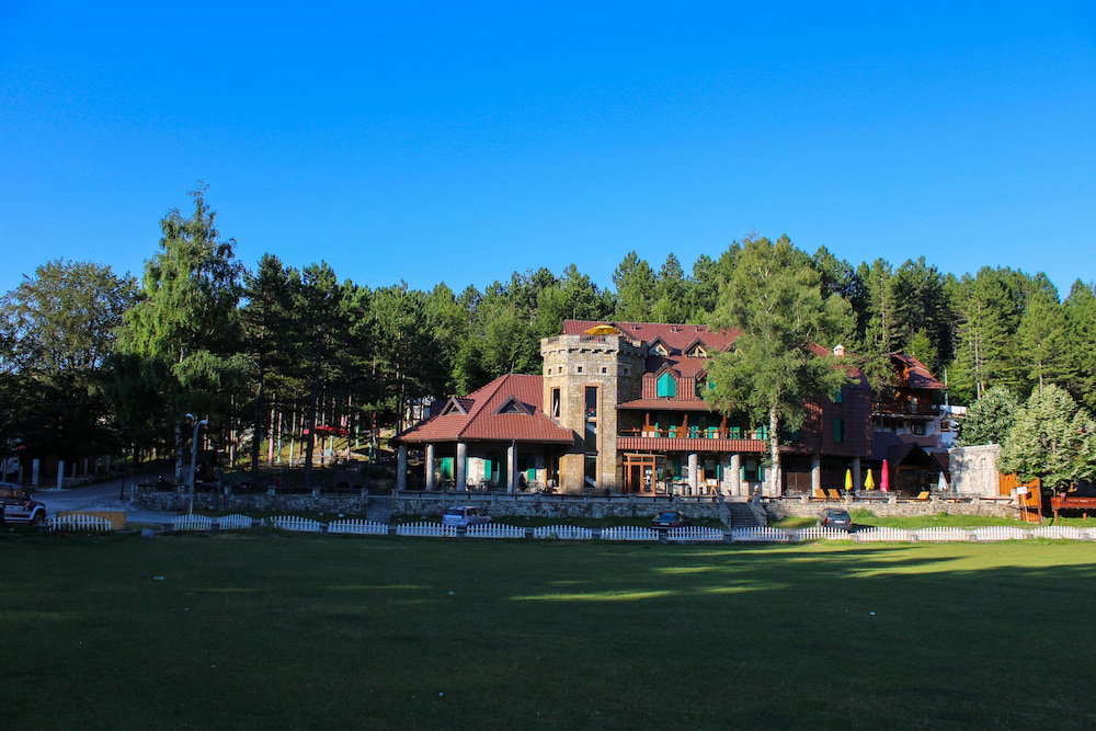 Hotel Natyral Razma Resort