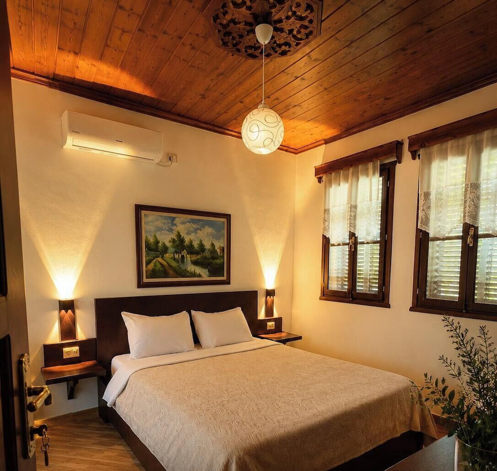 Hotel Denis Guest House