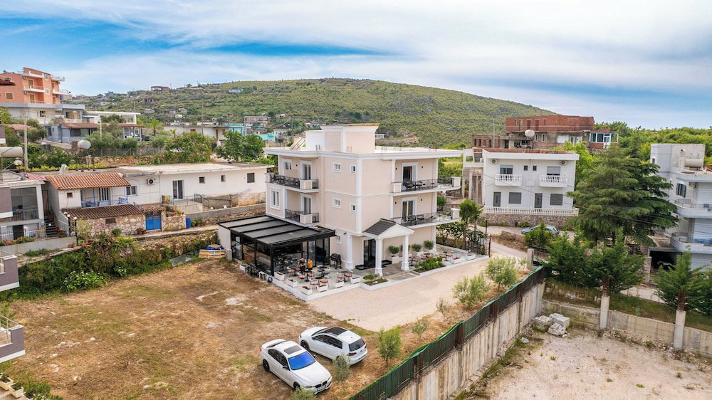 Almar Boutique Hotel