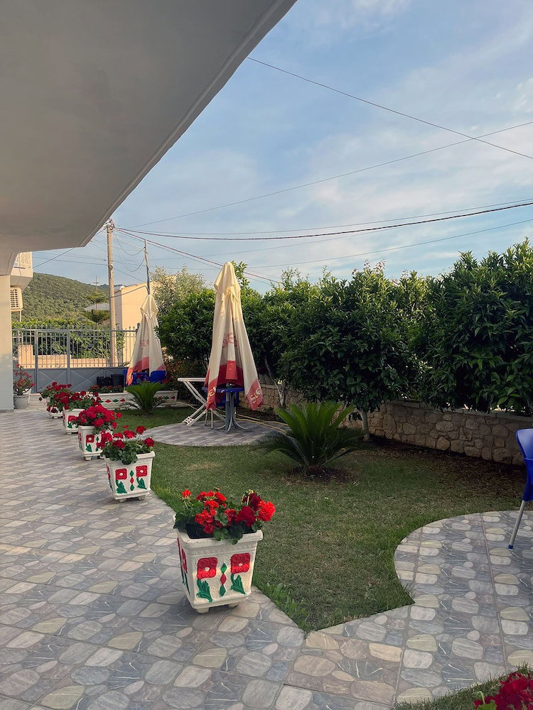 Hotel Green Garden Villa