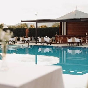 Hotel Kompleksi Exalco-Al cazare Bushat