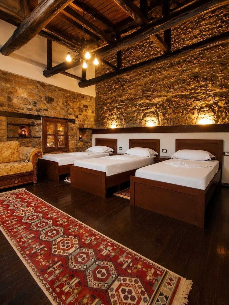 Hotel Guva Stone House Mangalem
