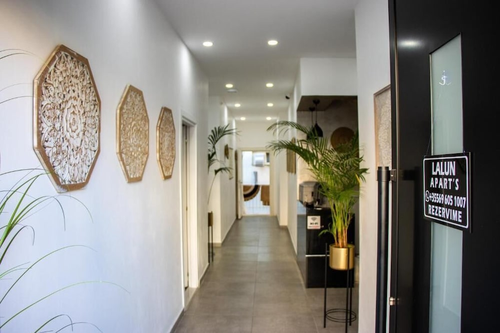 Hotel Lalun Apartments & Rooms