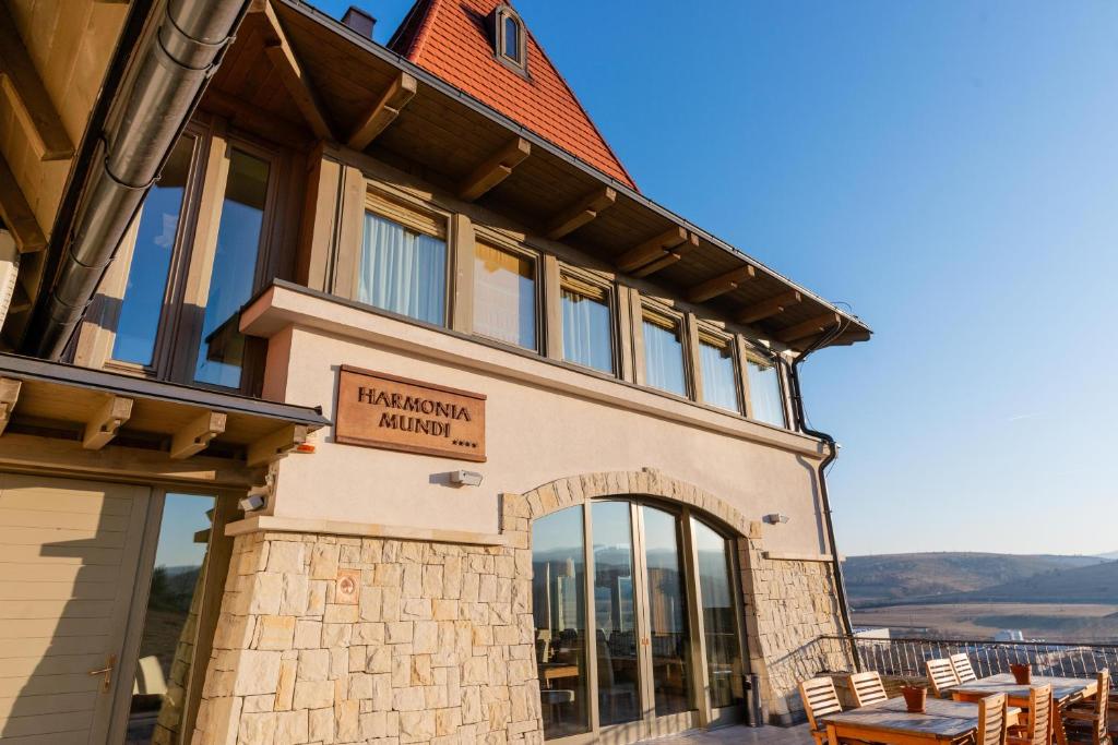 Hotel Harmonia Mundi