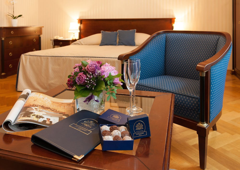 Hotel Ambassador Hotel