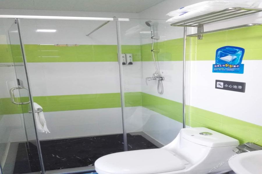 Hotel 7 Days Inn (Guangzhou Jiekou Hedong)