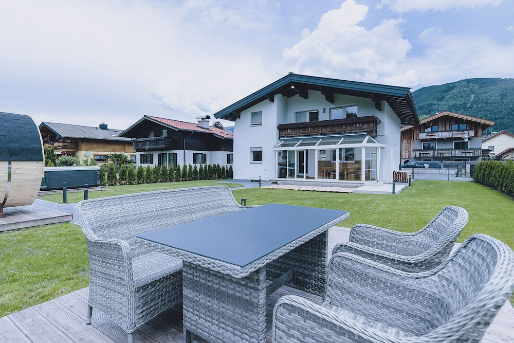 Spa Chalet In Zell Am See