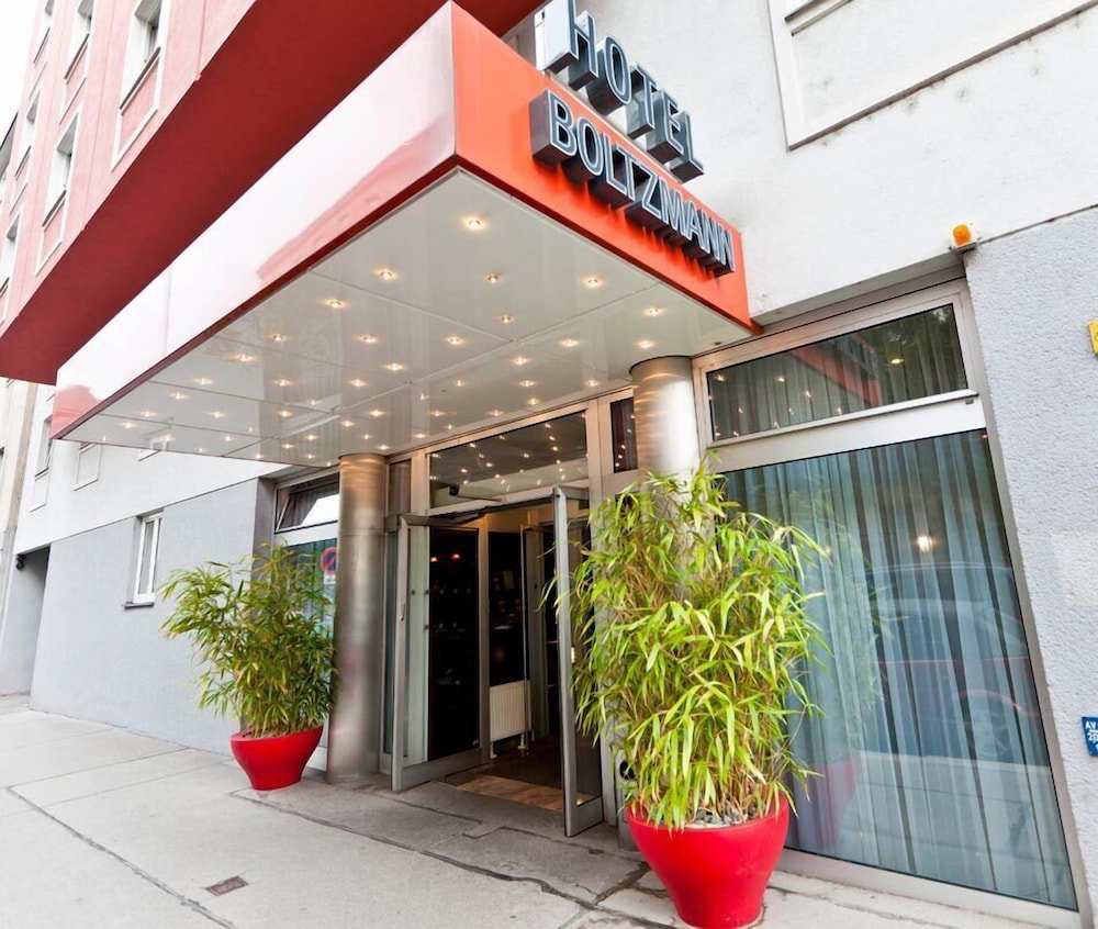 Hotel Hotel Boltzmann
