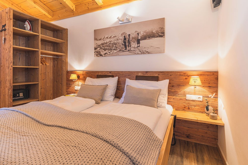 Hotel Dorfchalets Kaprun