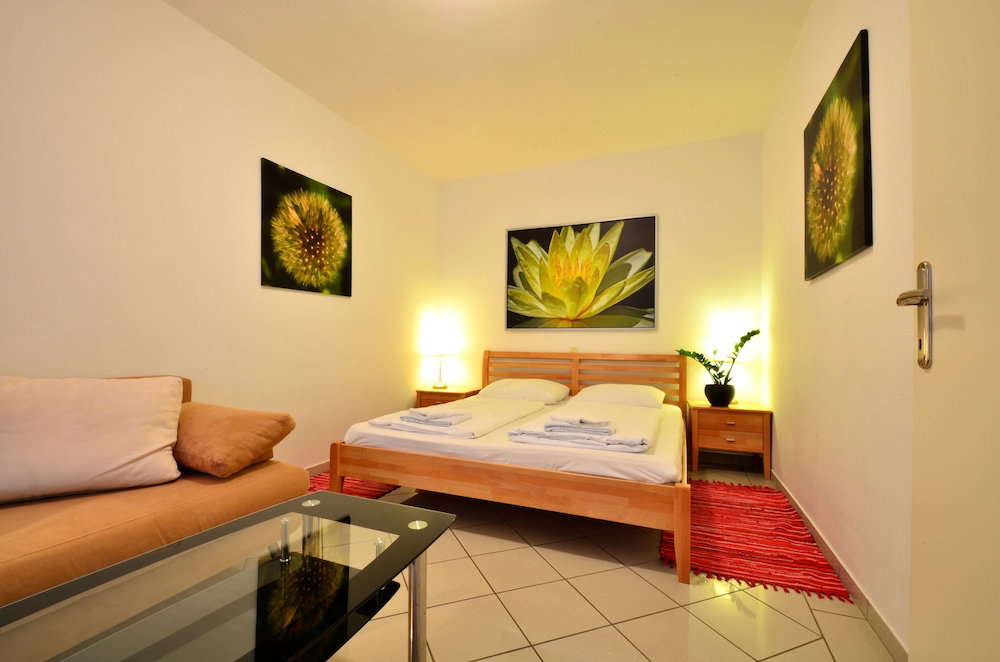 Hotel Ajo Vienna Garden - Contactless Check-In