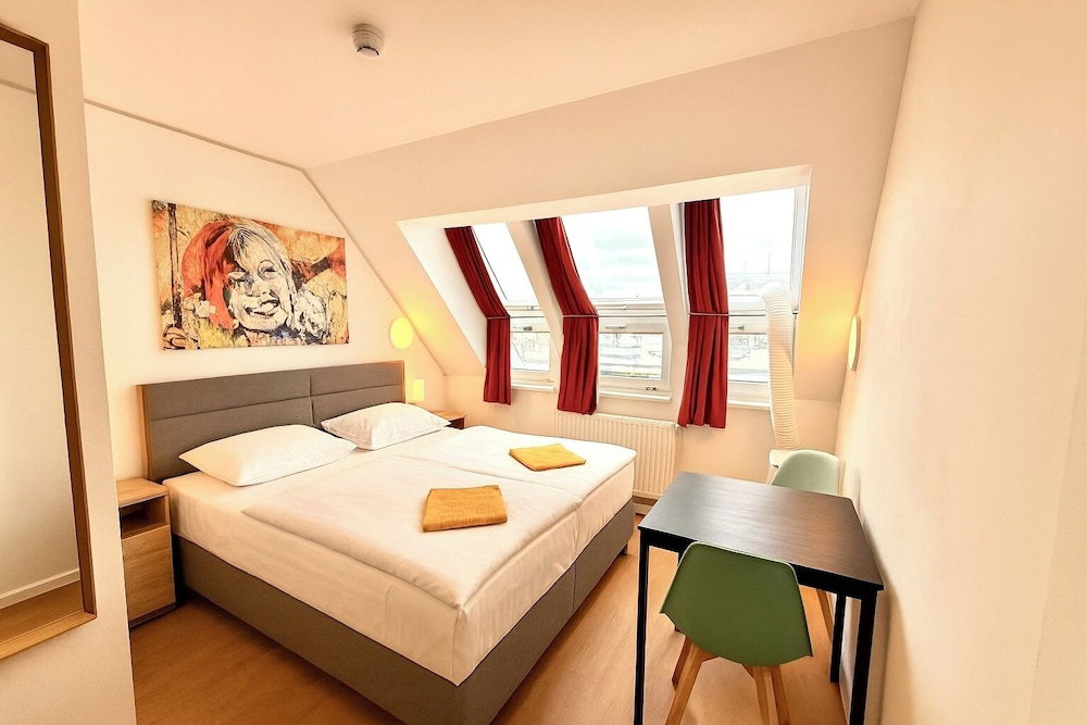 Hotel A&T Hotel & Hostel