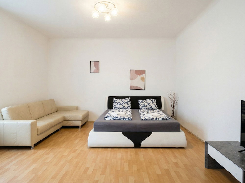 Hotel Central & Simple 1Br Apartment With Wifi