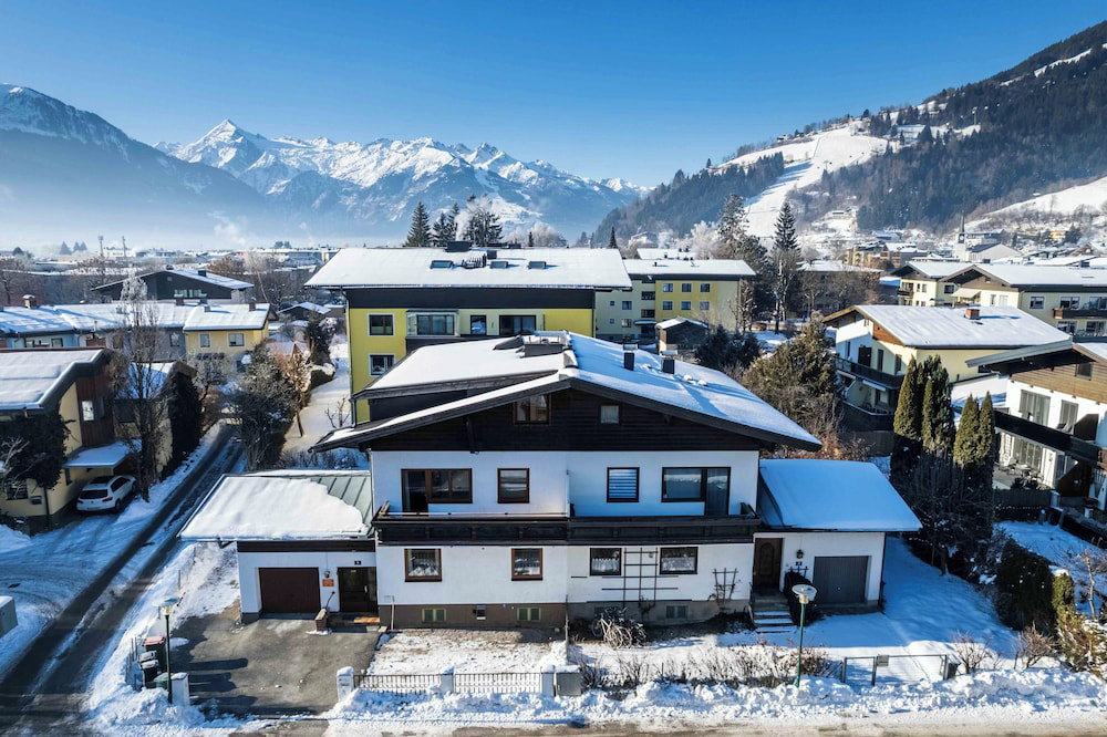 Chalet Gretl by We Rent