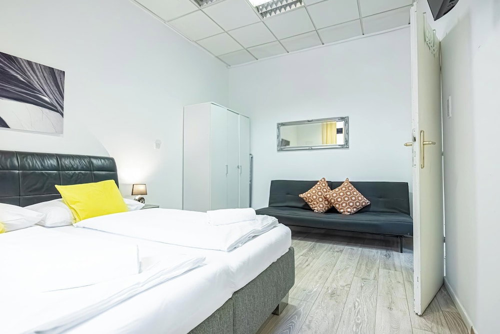 Spacious 1br Apartment Long Stay