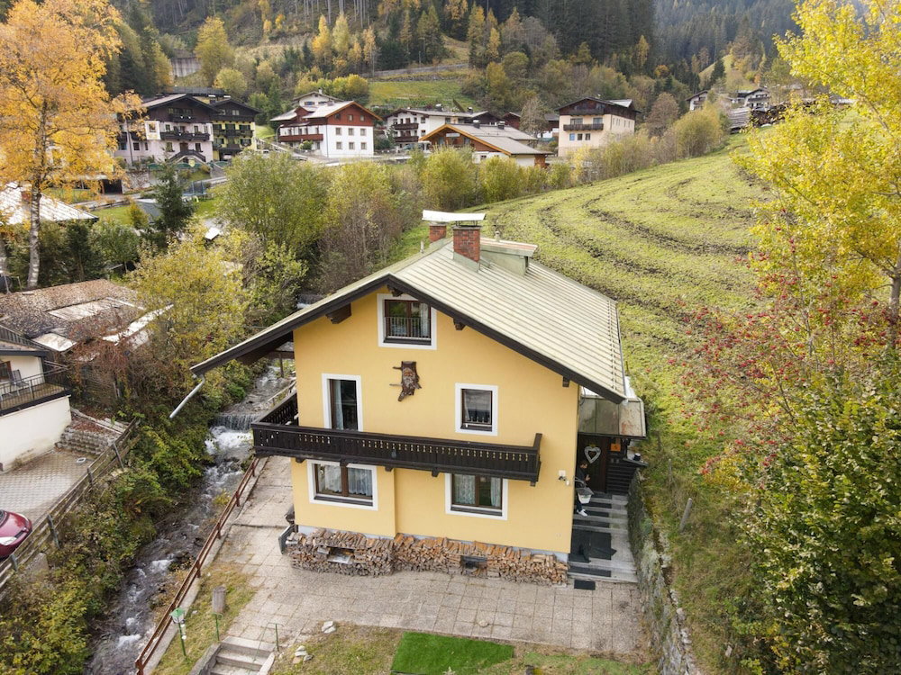 Hotel Budget Chalet Alpine - Apartment B