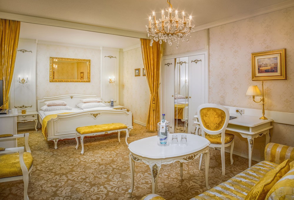 Hotel Schlosshotel Römischer Kaiser