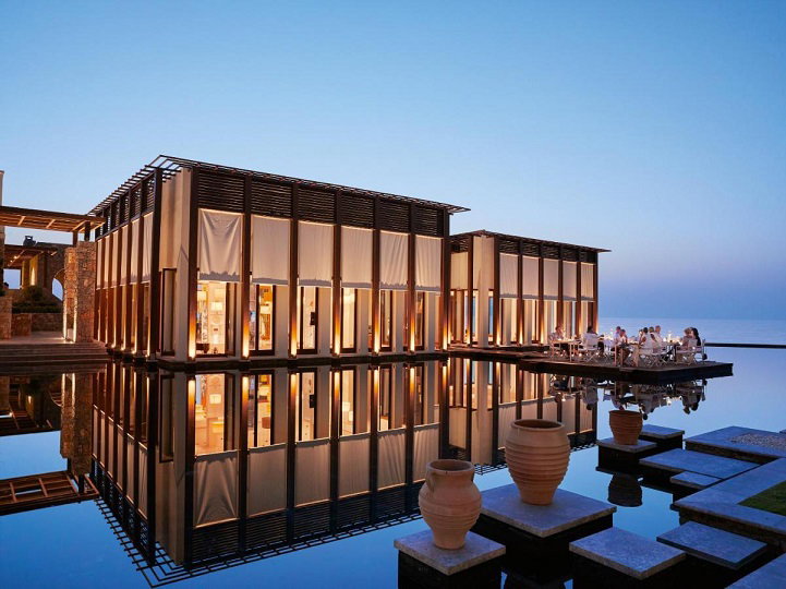 dal travel Amirandes a Grecotel Resort to Live