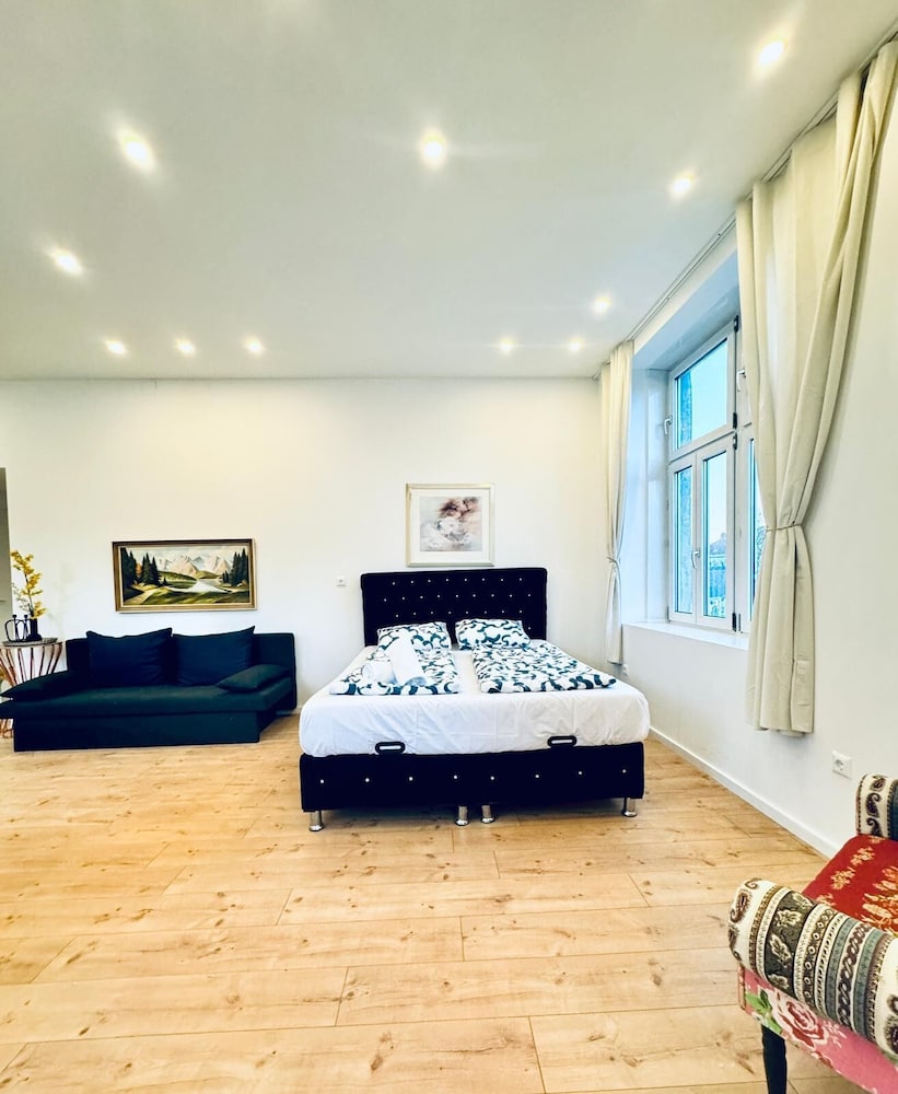Hotel Comfortable 3Br Stay Kaufpark Area