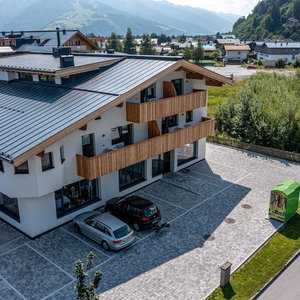 Hotel Tevini Boutique Suites By We Rent cazare Zell am See