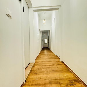Hotel 5Br Apt For 10 Walk To Kaufpark Alterlaa cazare Perchtoldsdorf