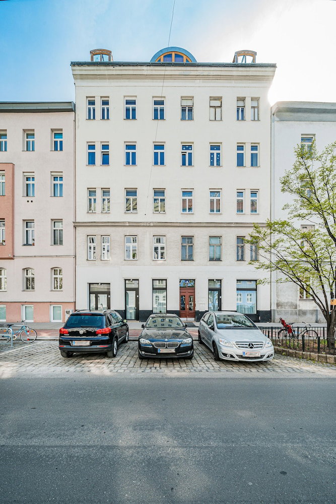 Hotel Easy-Flat Augarten - Apartments Near Danube And Metro