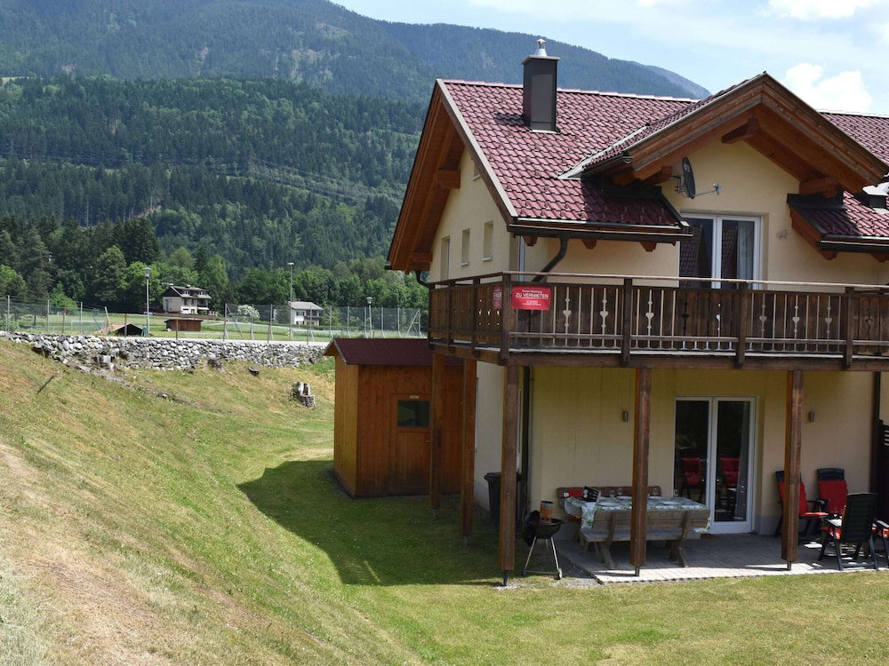 Hotel Chalet In Kotschach By Ski Slopes