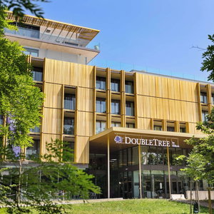 Hotel Doubletree By Hilton Vienna Schonbrunn cazare Hietzing