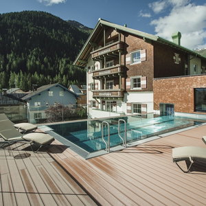 Hotel Schwarzer Adler cazare St Anton am Arlberg