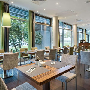 Hotel Austria Trend Hotel Doppio cazare Simmering