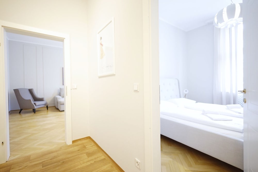 Heymi Apartments Karlsplatz