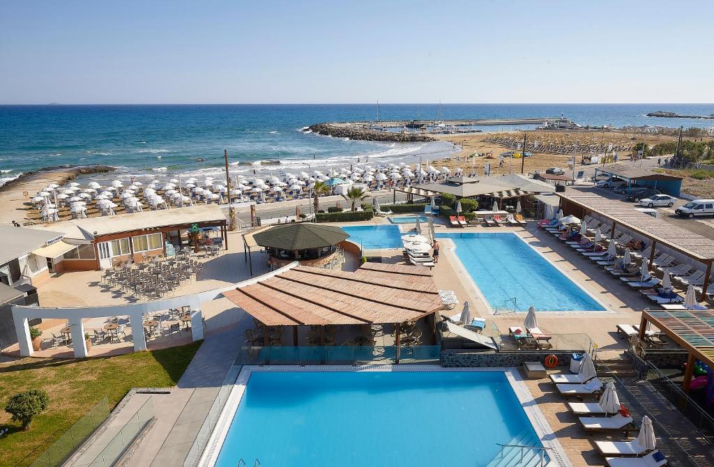 dal travel Astir Beach Hotel