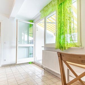 Hotel Stylish 3Br Apt With Balcony City Center cazare Favoriten