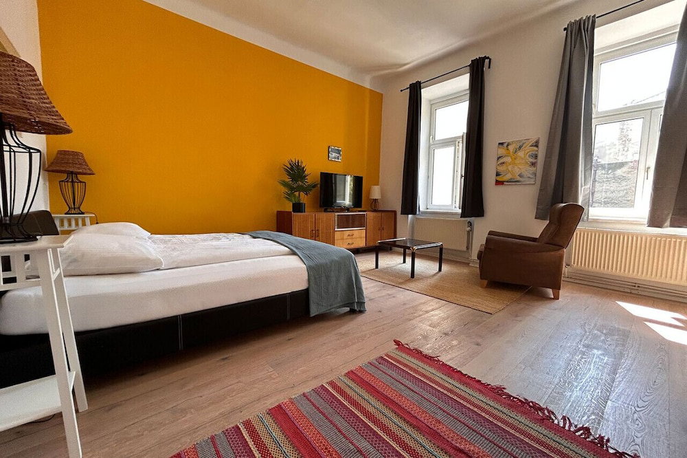 Hotel Yellow Palm - 60M2 - Cozy, Central With A Green View