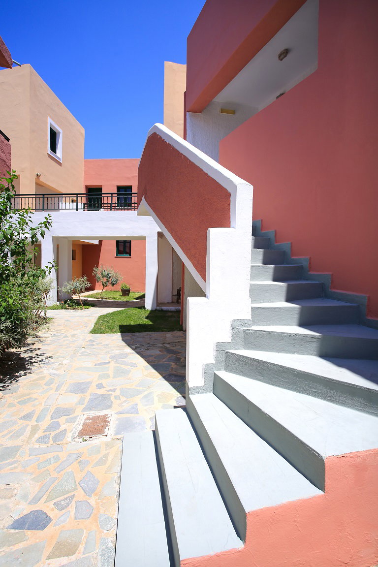 dal travel Kri Kri Village