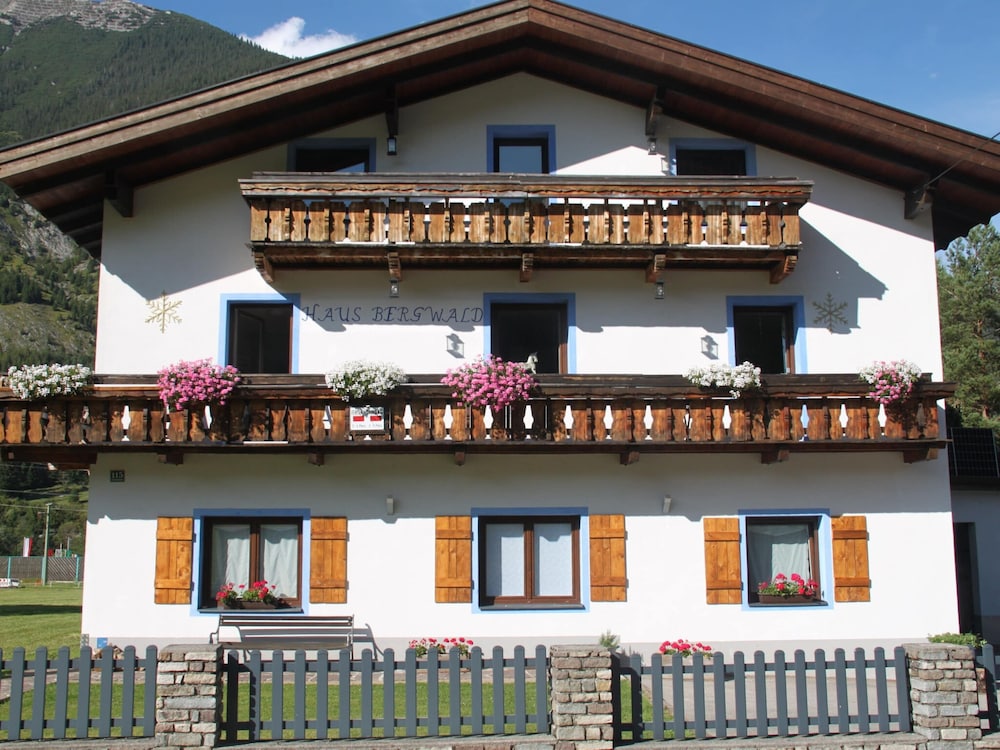 Hotel Apartment In Bichlbach Near Ski Slopes