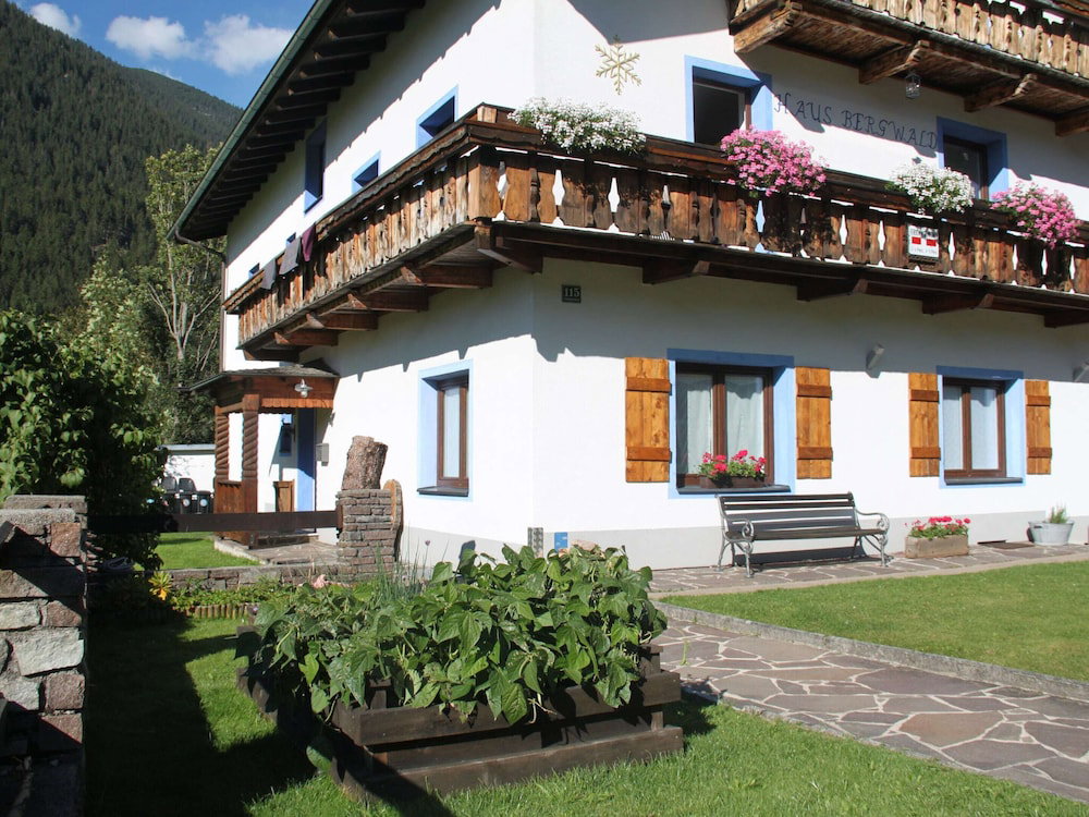 Hotel Fabulous Apartment In Bichlbach