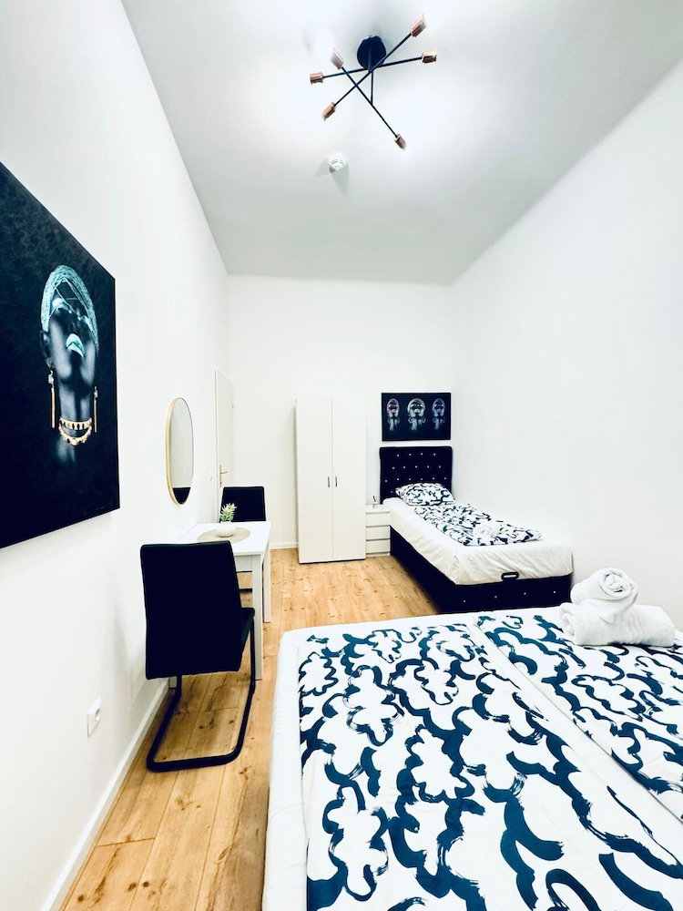 Hotel 5Br Apartment Near Kaufpark Alterlaa